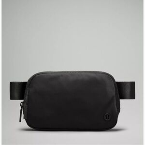 Lululemon Everywhere Belt Bag 1L Black